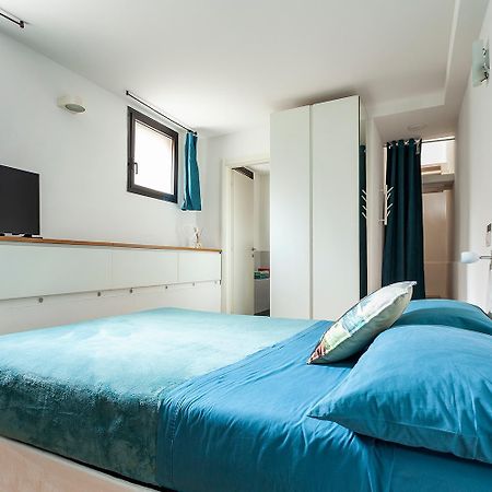 Duplex Luminoso In Zona Residenziale Apartment Milan Bagian luar foto