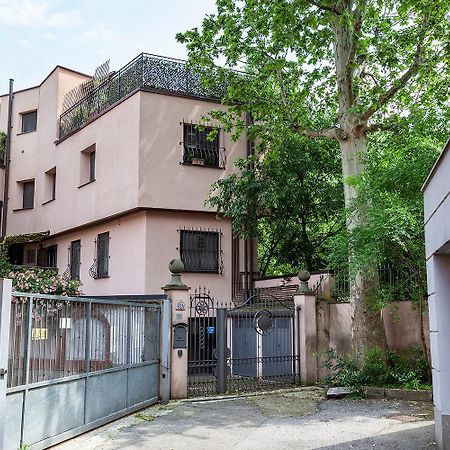 Duplex Luminoso In Zona Residenziale Apartment Milan Bagian luar foto